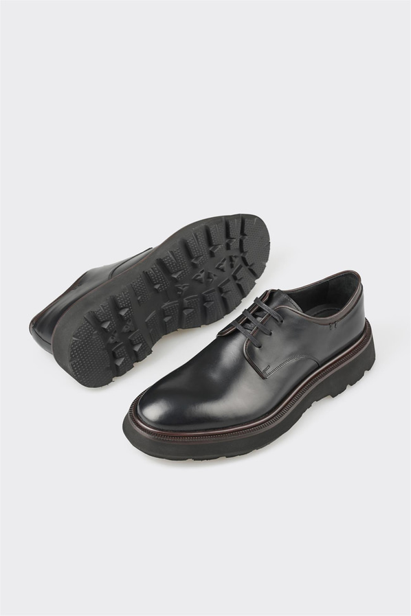 Siyah deri erkek günlük ayakkabı, ofis stili için - Elle Shoes