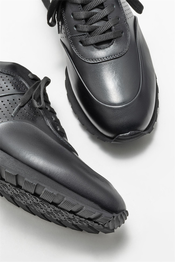Siyah deri erkek günlük ayakkabı, günlük kullanım için - Elle Shoes
