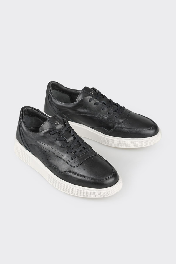 Siyah deri erkek günlük ayakkabı, günlük kullanım için - Elle Shoes