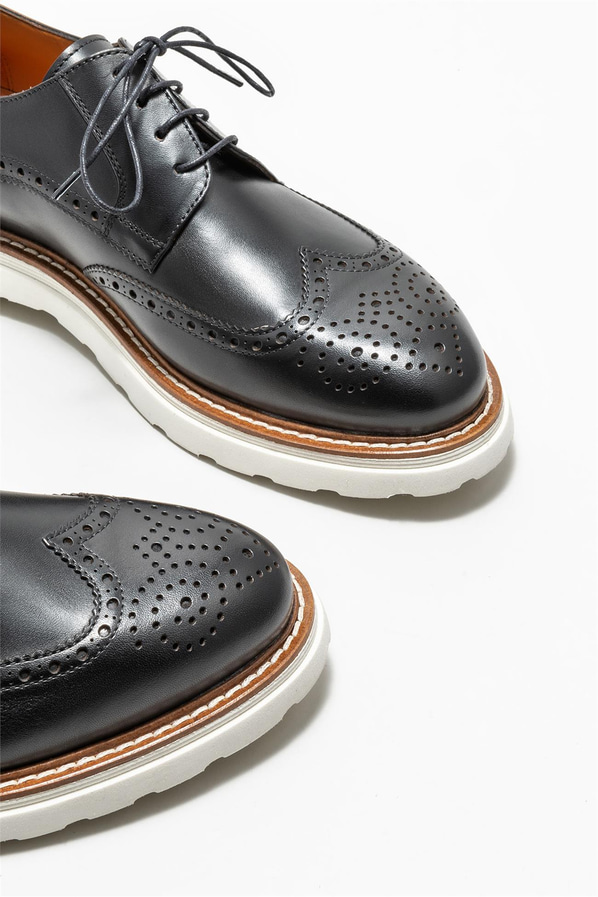 Siyah deri erkek günlük ayakkabı, günlük kullanım için - Elle Shoes