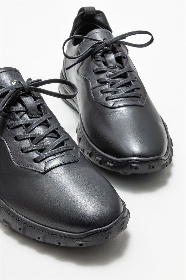 Siyah deri erkek günlük ayakkabı, günlük kullanım için - Elle Shoes