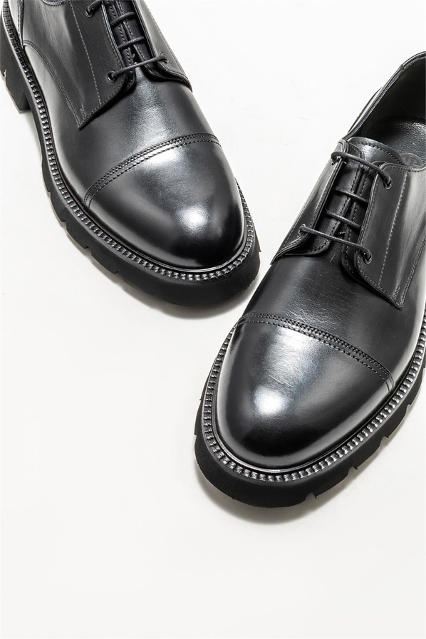 Siyah deri erkek günlük ayakkabı, günlük kullanım için - Elle Shoes
