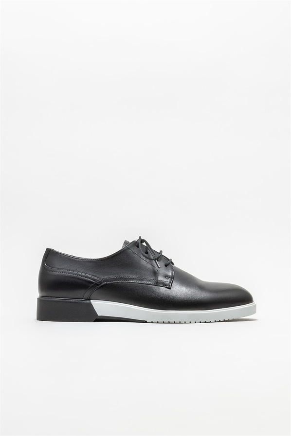 Siyah deri erkek günlük ayakkabı, günlük kullanım için - Elle Shoes