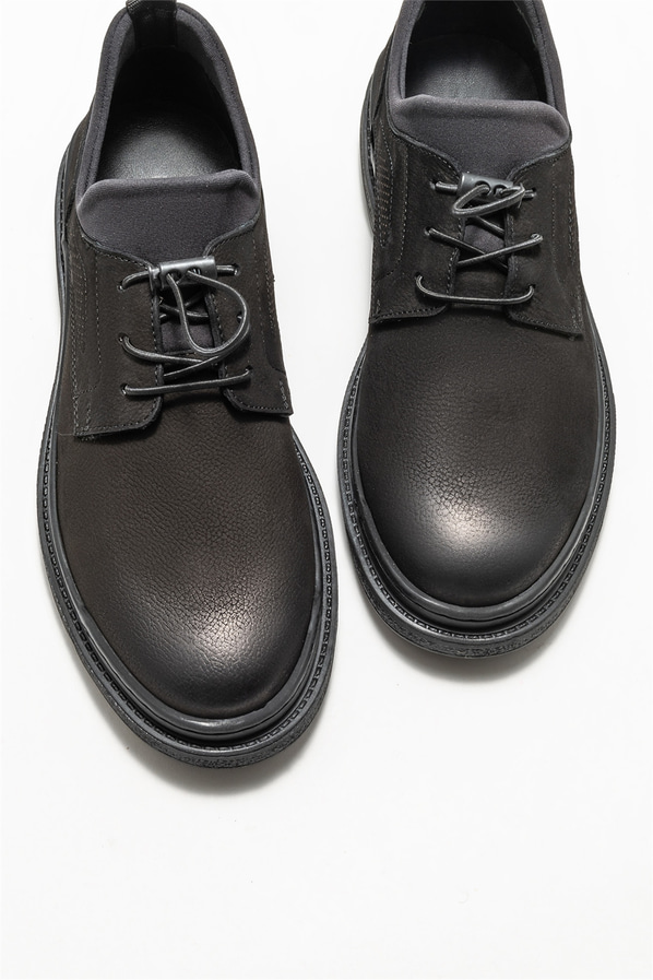 Siyah deri erkek günlük ayakkabı, günlük kullanım için - Elle Shoes