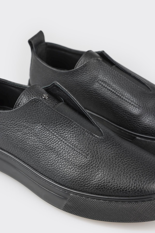 Siyah deri erkek günlük ayakkabı, günlük kullanım için - Elle Shoes
