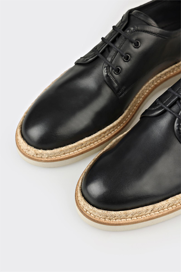 Siyah deri erkek günlük ayakkabı, günlük kullanım için - Elle Shoes