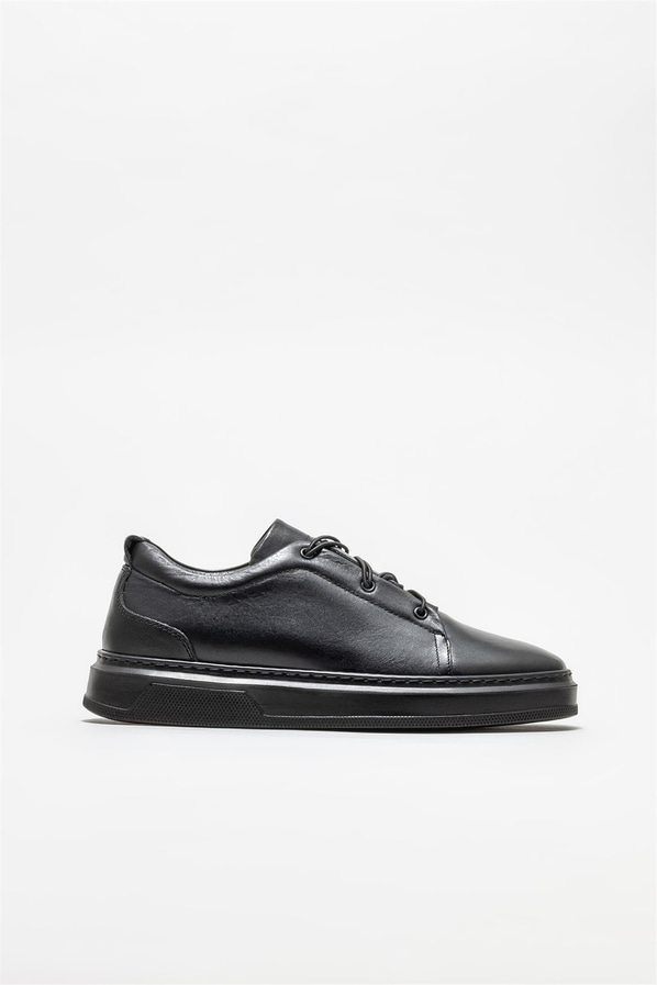 Siyah deri erkek günlük ayakkabı, günlük kullanım için - Elle Shoes