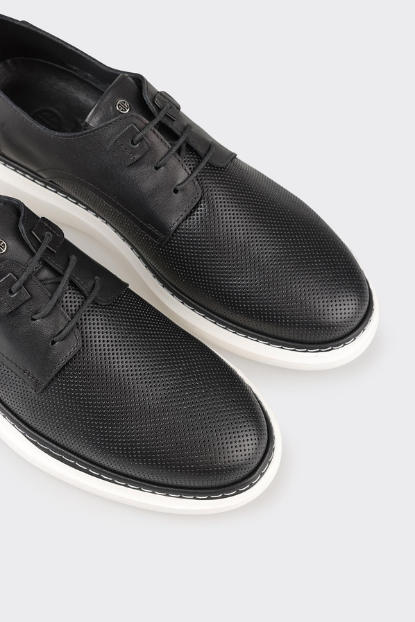 Siyah deri erkek günlük ayakkabı, günlük kullanım için - Elle Shoes