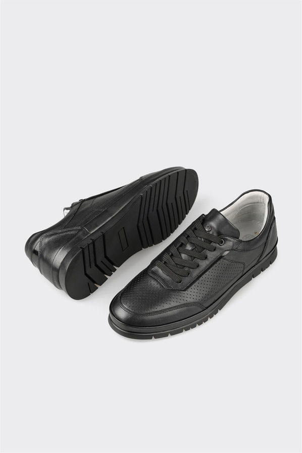 Siyah deri yumuşak dokulu erkek günlük ayakkabı, ofis stili için - Elle Shoes