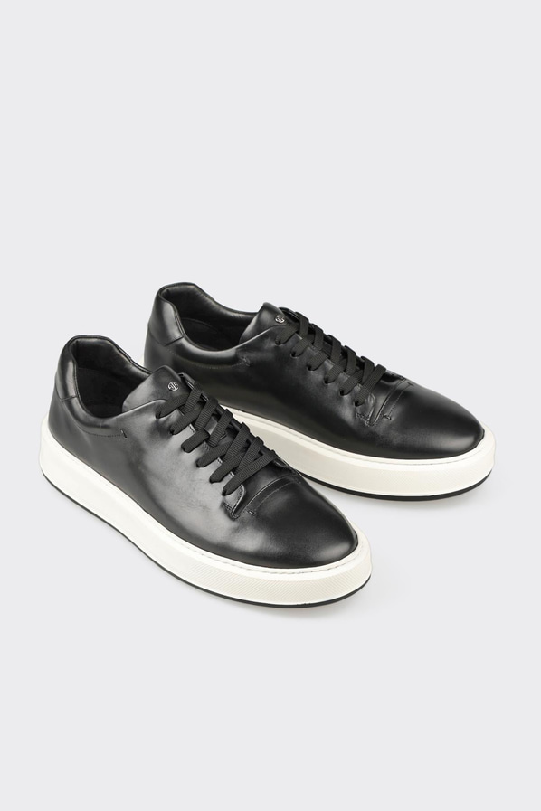 Siyah deri erkek günlük ayakkabı, günlük kullanım için - Elle Shoes