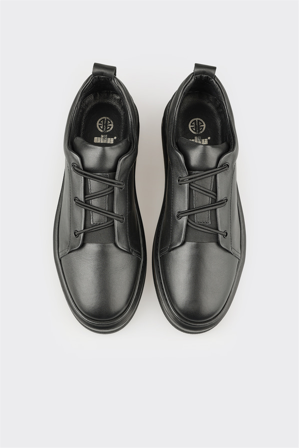 Siyah deri erkek günlük ayakkabı, günlük kullanım için - Elle Shoes