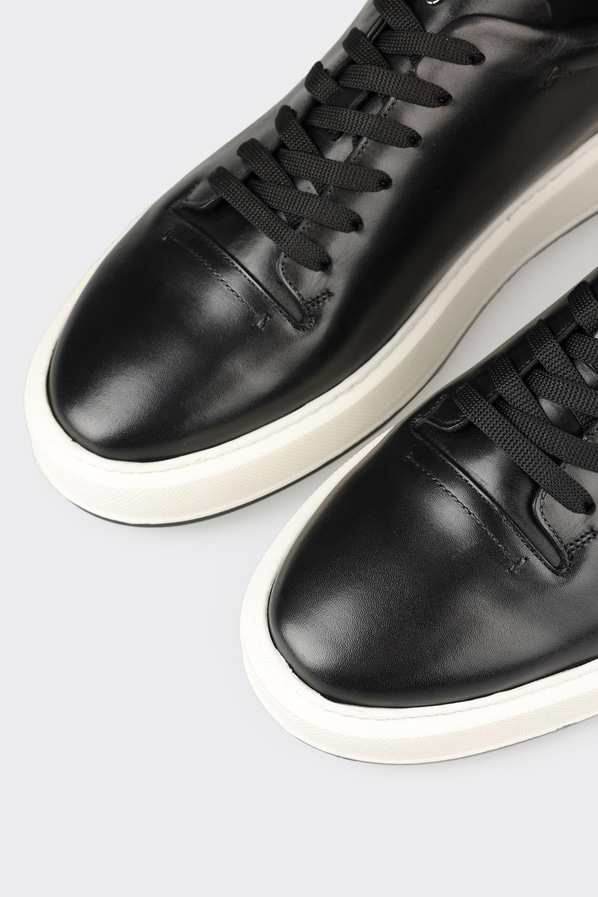 Siyah deri erkek günlük ayakkabı, günlük kullanım için - Elle Shoes