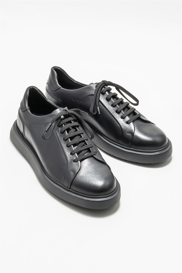 Siyah deri erkek günlük ayakkabı, günlük kullanım için - Elle Shoes