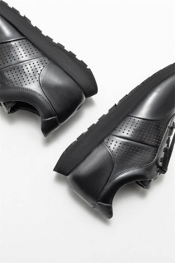 Siyah deri erkek günlük ayakkabı, günlük kullanım için - Elle Shoes