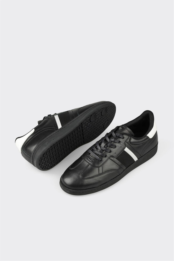 Siyah deri erkek günlük ayakkabı, günlük kullanım için - Elle Shoes