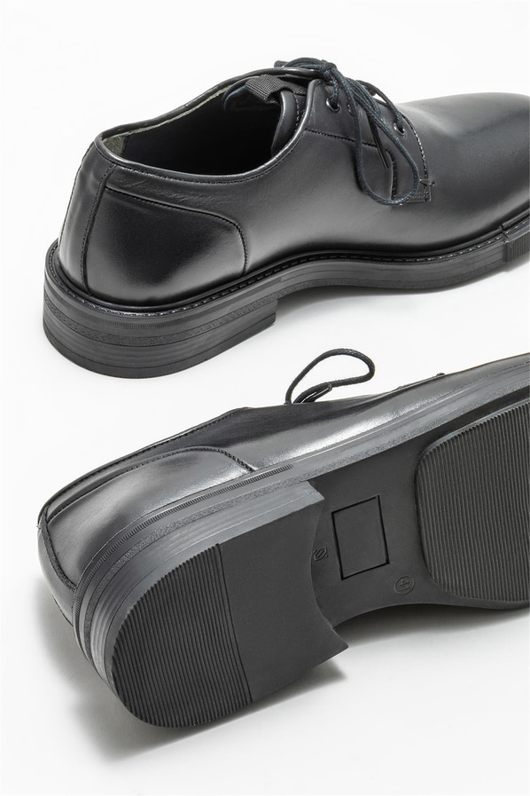 Siyah deri erkek günlük ayakkabı, günlük kullanım için - Elle Shoes
