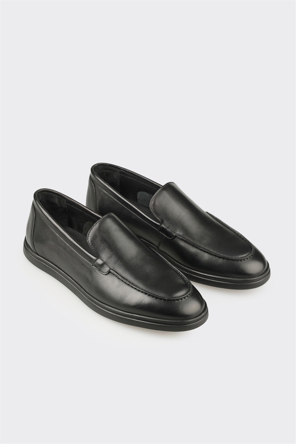 Siyah deri erkek loafer, günlük kullanım için - Elle Shoes
