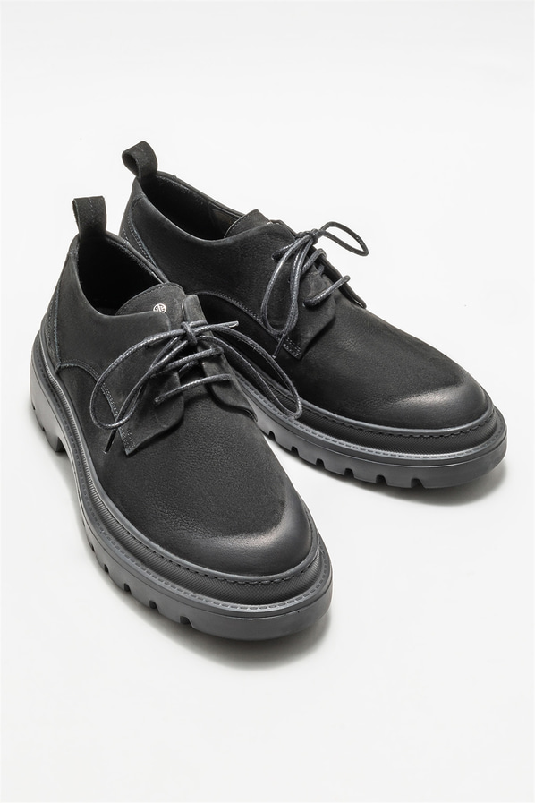 Siyah deri erkek günlük ayakkabı, günlük kullanım için - Elle Shoes