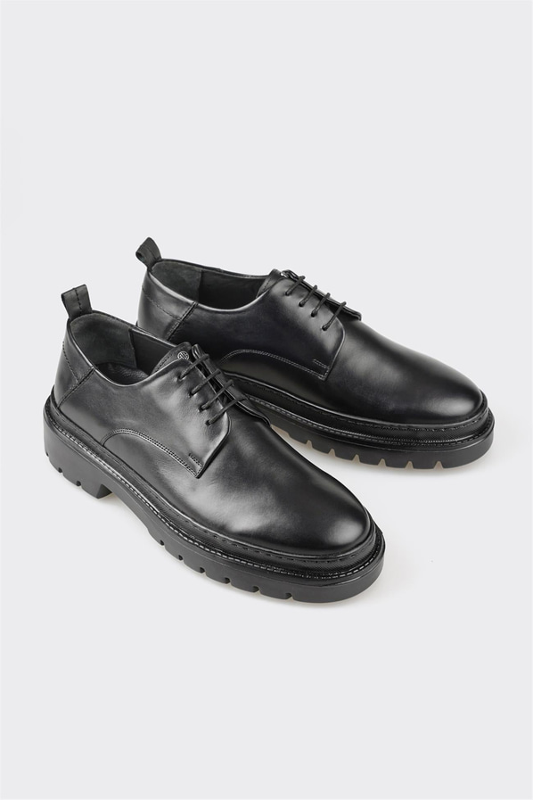 Siyah deri erkek günlük ayakkabı, günlük kullanım için - Elle Shoes