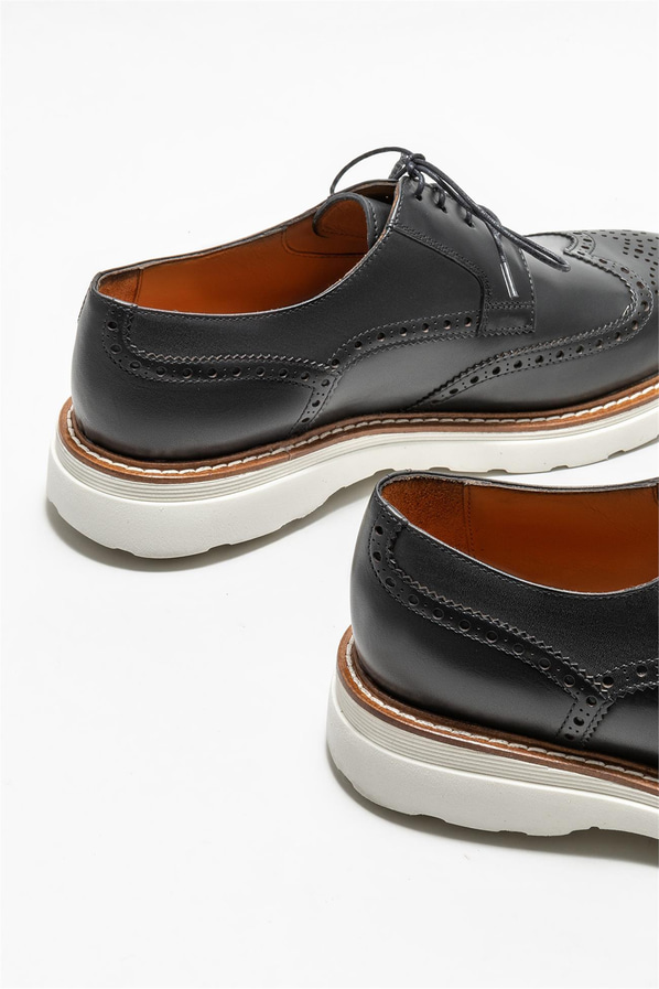Siyah deri erkek günlük ayakkabı, günlük kullanım için - Elle Shoes