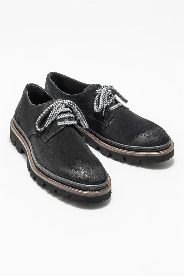 Siyah deri erkek günlük ayakkabı, günlük kullanım için - Elle Shoes
