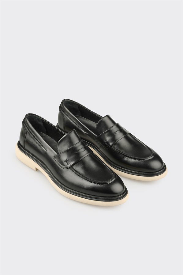 Siyah deri erkek loafer, günlük kullanım için - Elle Shoes
