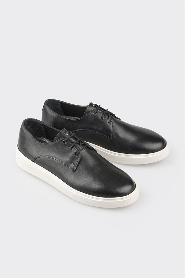 Siyah deri erkek günlük ayakkabı, günlük kullanım için - Elle Shoes