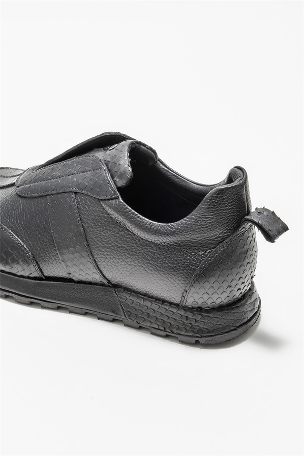 Siyah deri erkek günlük ayakkabı, günlük kullanım için - Elle Shoes