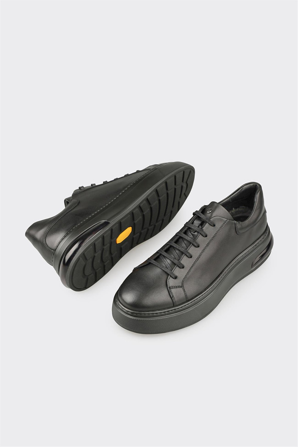 Siyah Deri Erkek Günlük Ayakkabı