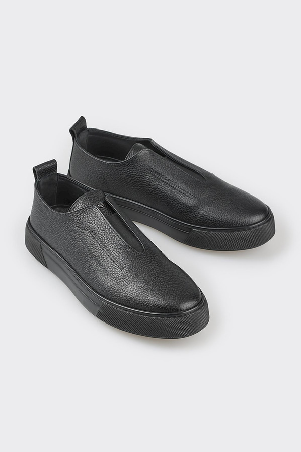 Siyah deri erkek günlük ayakkabı, günlük kullanım için - Elle Shoes