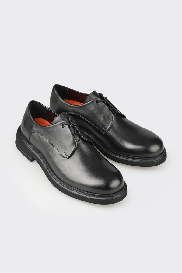 Siyah deri bağcıklı erkek günlük ayakkabı, rahat kullanım için - Elle Shoes
