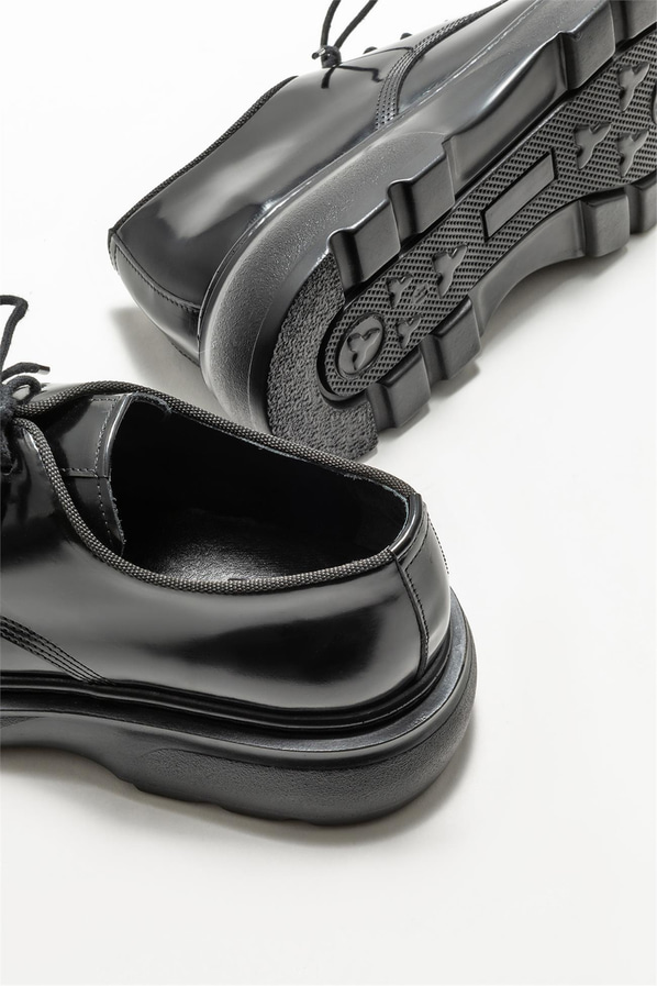 Siyah deri erkek günlük ayakkabı, günlük kullanım için - Elle Shoes
