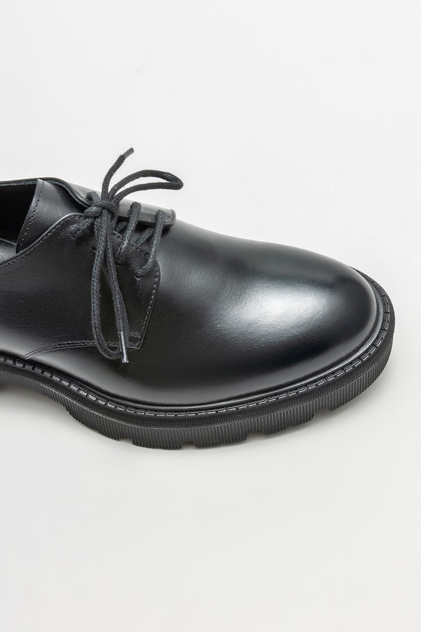 Siyah deri erkek günlük ayakkabı, günlük kullanım için - Elle Shoes