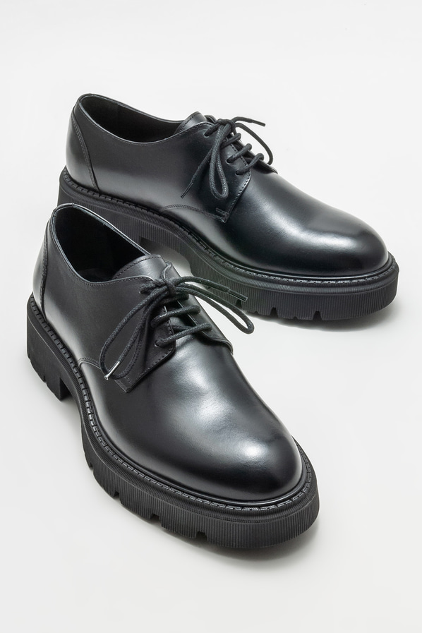 Siyah deri erkek günlük ayakkabı, günlük kullanım için - Elle Shoes