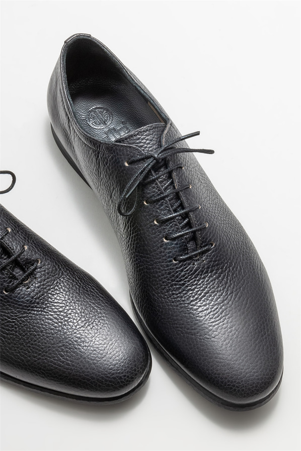 Siyah deri erkek günlük ayakkabı, günlük kullanım için - Elle Shoes