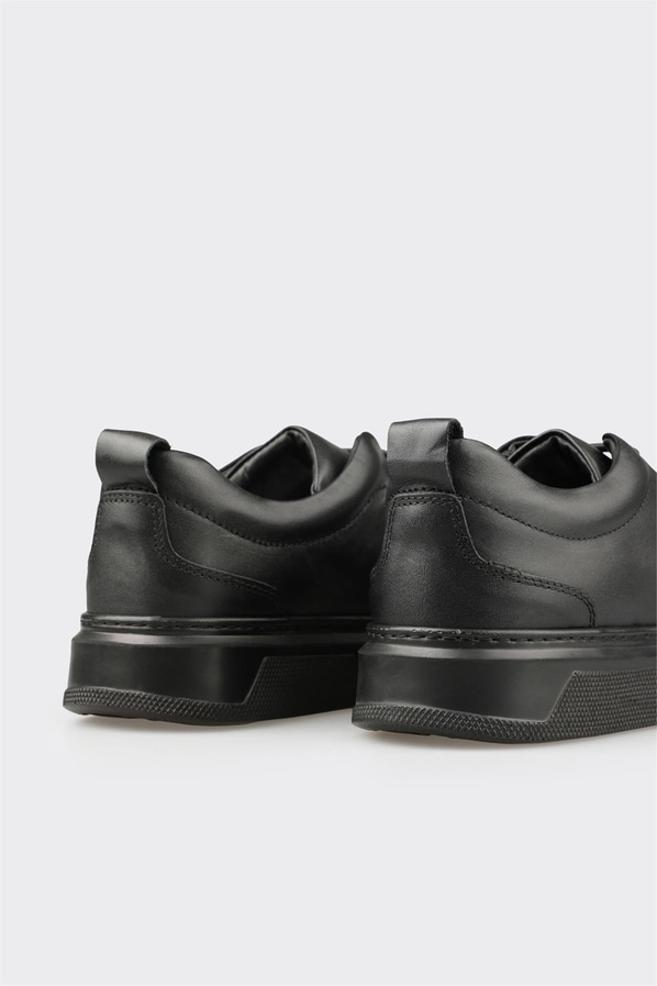 Siyah Deri Erkek Günlük Ayakkabı