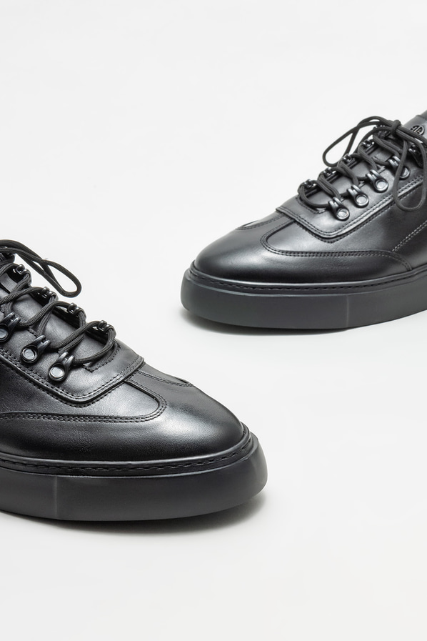 Siyah deri erkek günlük ayakkabı, günlük kullanım için - Elle Shoes