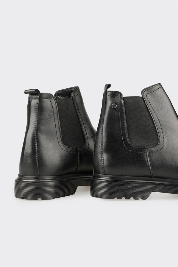 Siyah Deri Erkek Günlük Bot