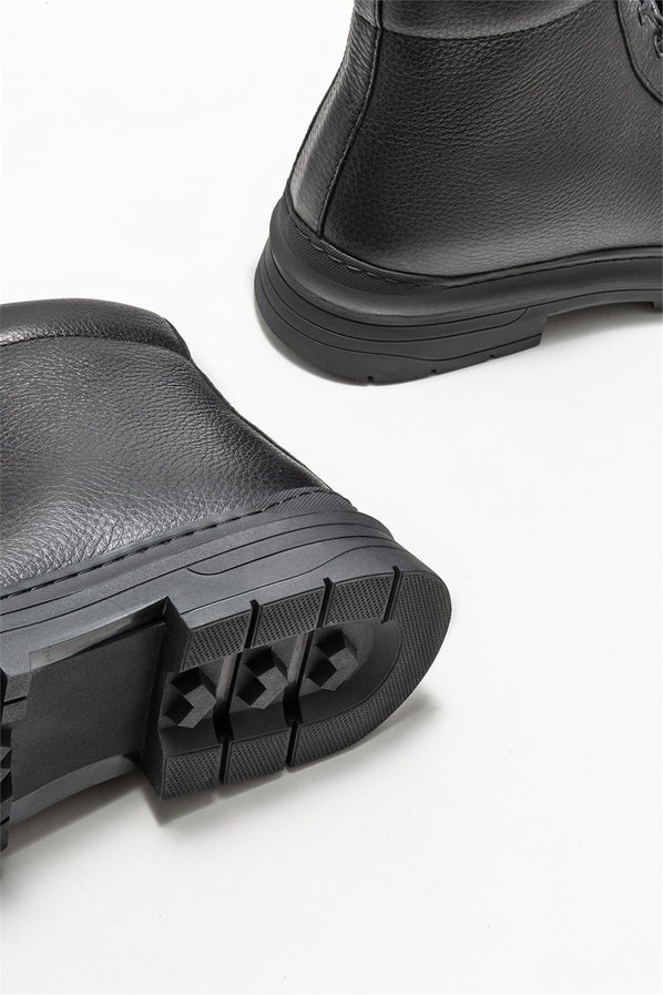 Siyah deri erkek günlük bot, günlük kullanım için - Elle Shoes