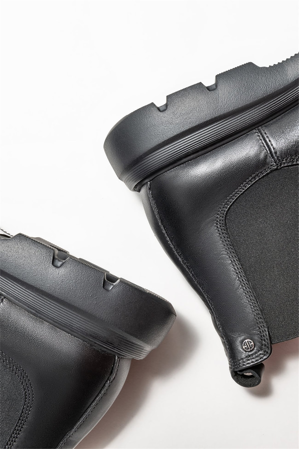 Siyah deri erkek günlük bot, günlük kullanım için - Elle Shoes