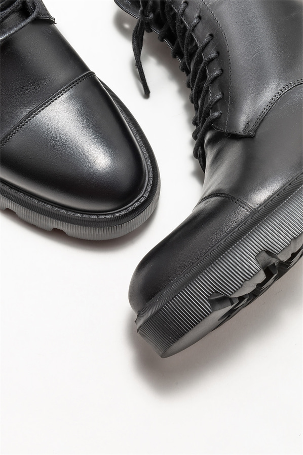 Siyah deri erkek günlük bot, günlük kullanım için - Elle Shoes