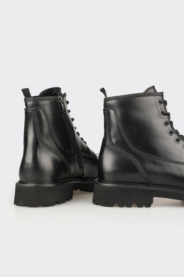 Siyah Deri Erkek Günlük Bot