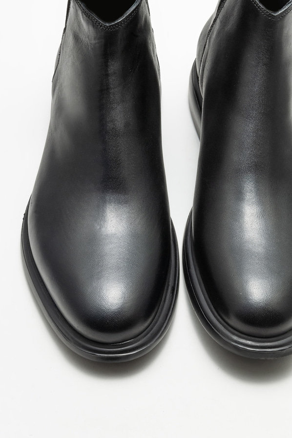Siyah deri erkek günlük bot, günlük kullanım için - Elle Shoes