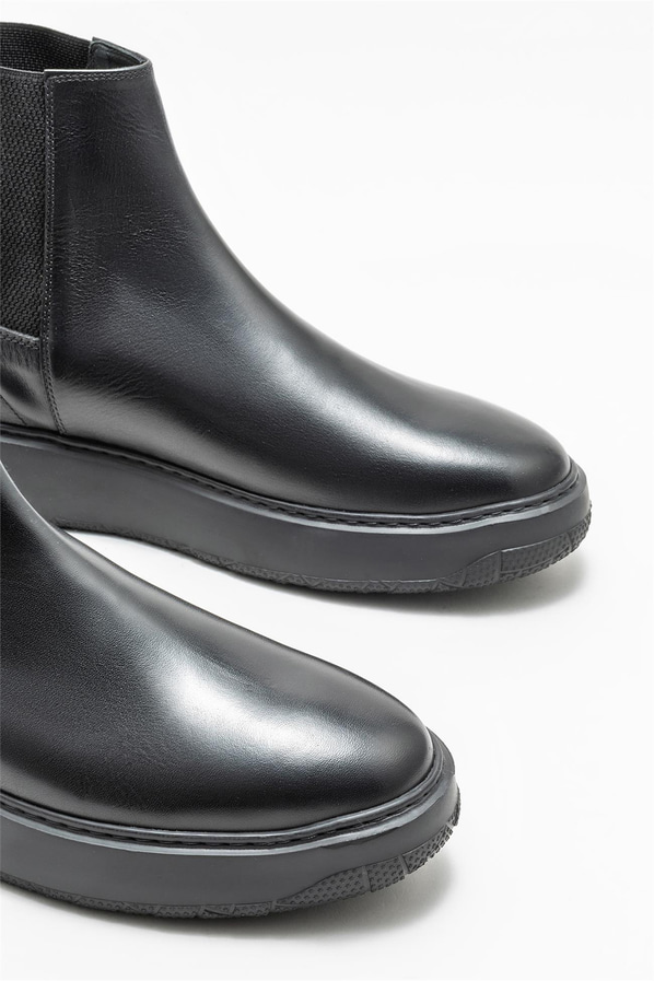Siyah deri erkek günlük bot, günlük kullanım için - Elle Shoes