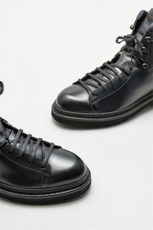 Siyah deri erkek günlük bot, günlük kullanım için - Elle Shoes