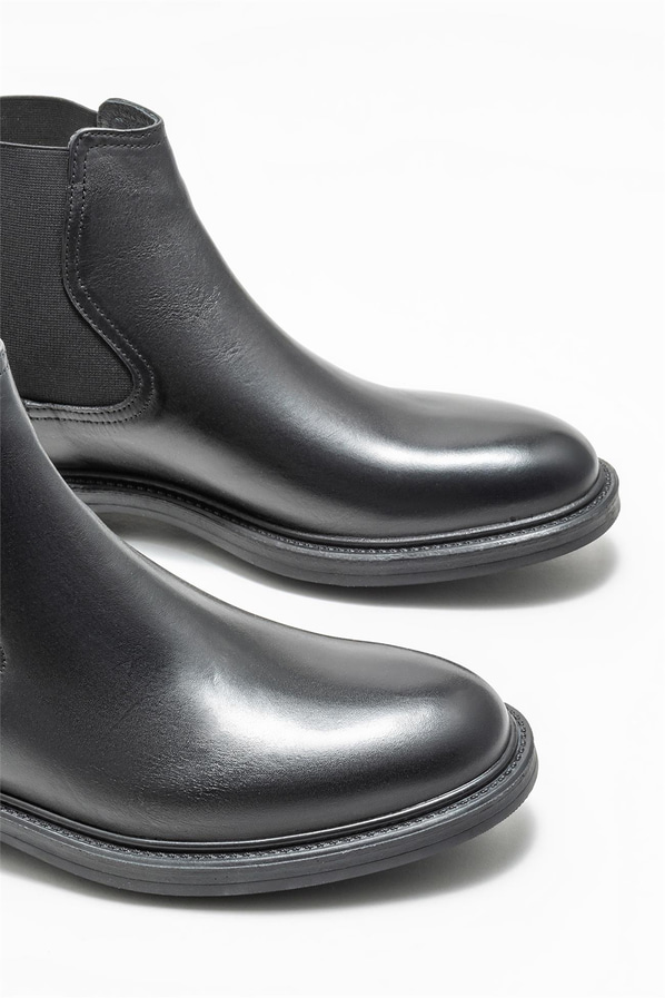 Siyah deri erkek günlük bot, günlük kullanım için - Elle Shoes