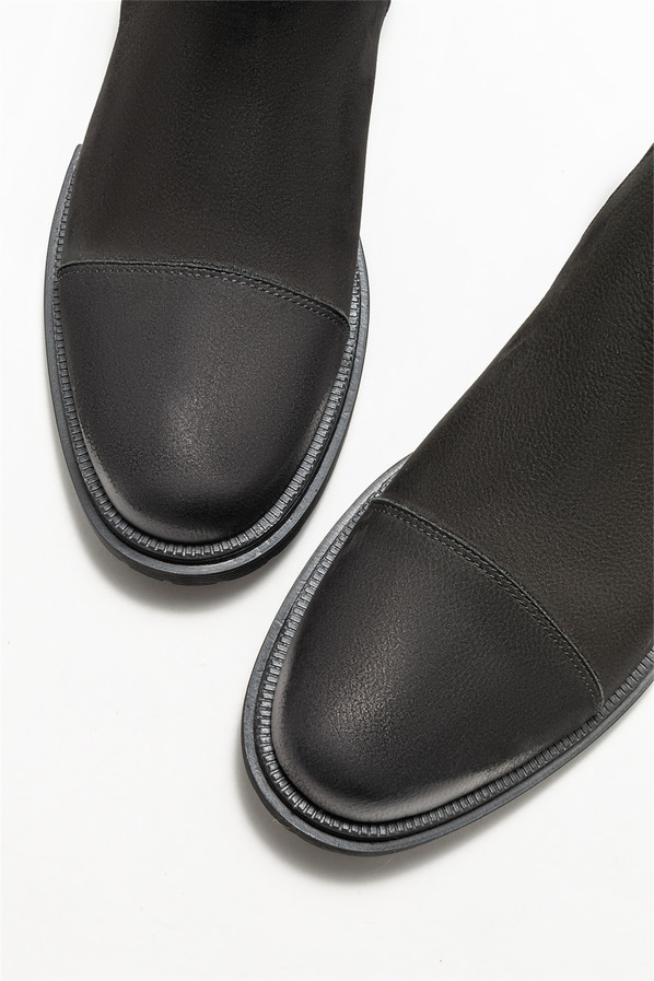 Siyah deri erkek günlük bot, günlük kullanım için - Elle Shoes