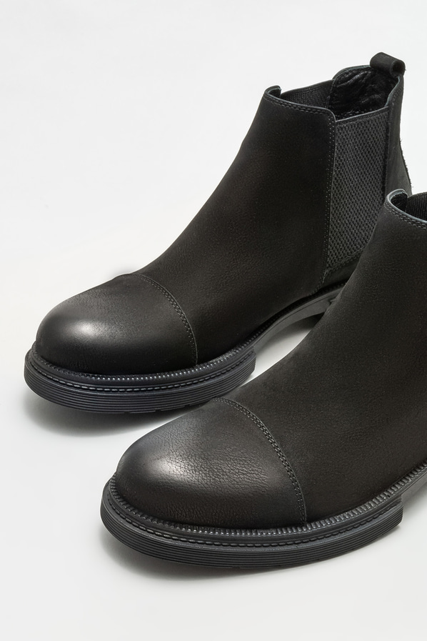 Siyah deri erkek günlük bot, günlük kullanım için - Elle Shoes