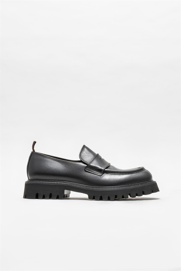 Siyah deri erkek loafer, günlük kullanım için - Elle Shoes
