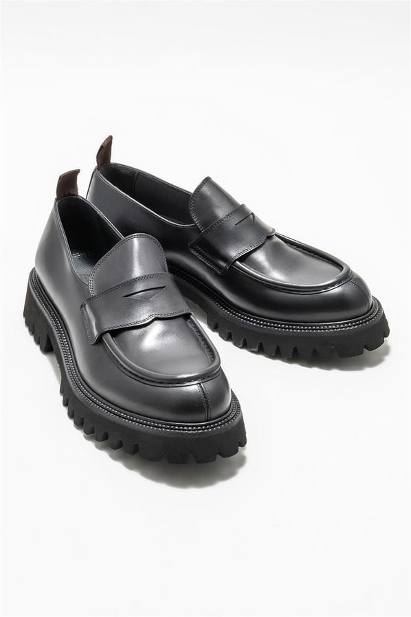 Siyah deri erkek loafer, günlük kullanım için - Elle Shoes